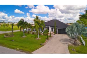 527 27th Avenue, Cape Coral, FL 33993 Sold 04/03/25