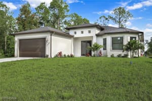 2802 63rd Street, Lehigh Acres, FL 33971 - MLS#224067897