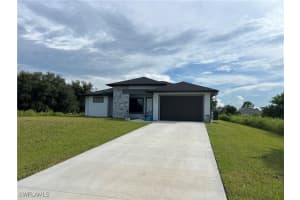 9014 Castle Circle, Labelle, FL 33935 Sold 01/08/25