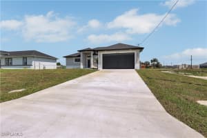 4202 27th Street, Lehigh Acres, FL 33976 Sold 11/27/24