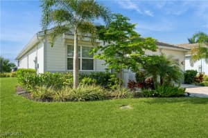 16504 Crescent Beach Way, Bonita Springs, FL 34135 - MLS#224068285