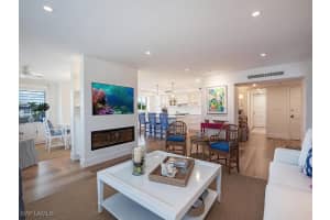 1900 Gulf Shore Boulevard, Naples, FL 34102 Sold 12/05/24