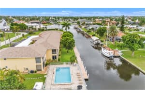 4924 Tudor Dr 203, Cape Coral