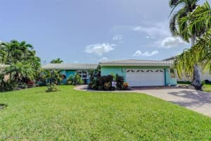 11 Palmview Boulevard, Fort Myers Beach, FL 33931 Sold 12/17/24