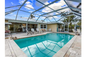 1660 Sandpiper Street, Naples, FL 34102 - MLS#224068667