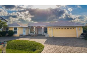 2726 24th Place, Cape Coral, FL 33904 Sold 01/30/25