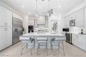 16360 Viansa Way, Naples, FL 34110 Sold 11/14/24