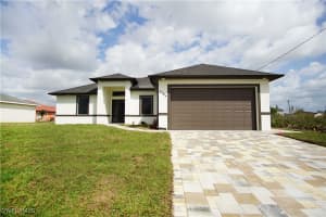 2820 8th Street, Lehigh Acres, FL 33971 Sold 06/12/25