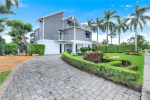 184 Stillwater Ct, Marco Island