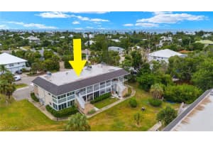 561 Periwinkle Way, Sanibel, FL 33957 Sold 02/04/25