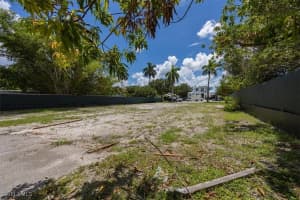1055 7th Avenue, Naples, FL 34102 Sold 03/05/25