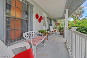 541 18th Street, Naples, FL 34117 Sold 03/28/25