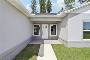 514 Lincoln Ave, LEHIGH ACRES, FL 33972 Sold 10/24/24