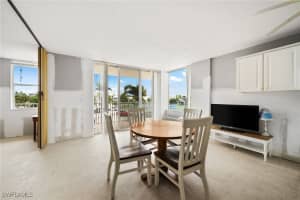 7330 Estero Boulevard, Fort Myers Beach, FL 33931 Sold 12/27/24