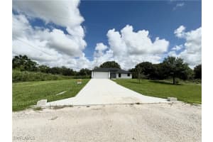 7572 9th Terrace, Labelle, FL 33935 Sold 01/06/25