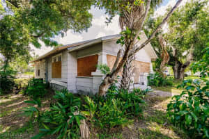 1179 Rose Avenue, FORT MYERS, FL 33916 Sold 09/30/24