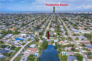 802 8th Ct W, Naples