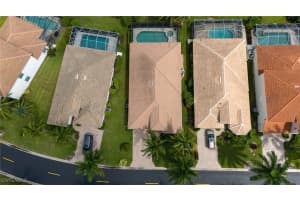 9310 Spanish Moss Way, Bonita Springs, FL 34135 - MLS#224070173