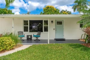1505 Paloma Drive, Fort Myers, FL 33901 Sold 11/07/24