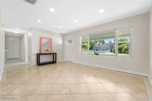 1505 Paloma Drive, Fort Myers, FL 33901 Sold 11/07/24