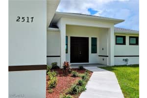 2517 10th Street, Lehigh Acres, FL 33976 Sold 02/03/25