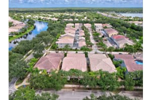 15570 Latitude Drive, Bonita Springs, FL 34135 Sold 04/29/25