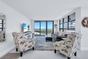 260 Seaview Court, MARCO ISLAND, FL 34145 Sold 10/23/24