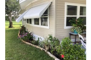 526 Charlemagne Boulevard, Naples, FL 34112 Sold 12/05/24