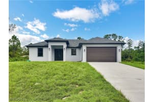 203 Argonne Avenue, Lehigh Acres, FL 33974 Sold 11/27/24