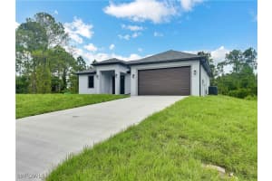 203 Argonne Avenue, Lehigh Acres, FL 33974 Sold 11/27/24