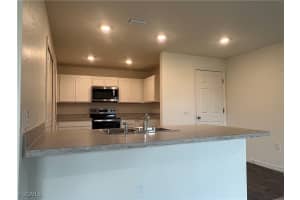 1020 12th Terrace, Cape Coral, FL 33993 - MLS#224070597