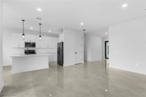 7005 Jolly Circle, LABELLE, FL 33935 Sold 11/07/24