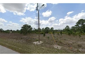 622 Lark Avenue, Lehigh Acres, FL 33974 - MLS#224070830