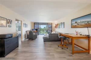 413 Augusta Boulevard, NAPLES, FL 34113 Sold 11/19/24