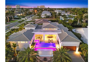 4220 Crayton Rd, Naples