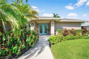 101 Muirfield Circle, NAPLES, FL 34113 Sold 06/30/25
