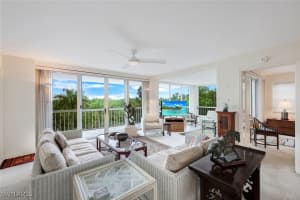 5501 Heron Point Dr 204, Naples