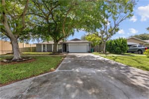 3310 Valencia Drive, Naples, FL 34120 Sold 12/12/24