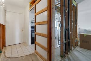 2366 Mall Drive, Fort Myers, FL 33901 Sold 01/24/25
