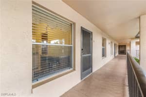 5731 Foxlake Drive, North Fort Myers, FL 33917 - MLS#224071558