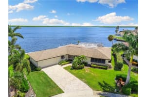 449 Pepperwood Court, MARCO ISLAND, FL 34145 Sold 05/15/25