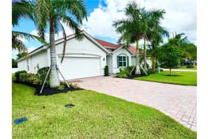 3040 Royal Gardens Avenue, Fort Myers, FL 33916 Sold 12/16/24