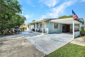 1027 Coconut Circle, NAPLES, FL 34104 Sold 01/03/25