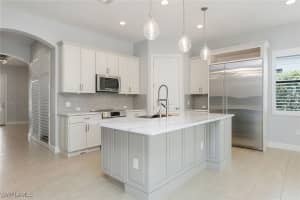 1390 Petone Court, NAPLES, FL 34113 Sold 10/07/24