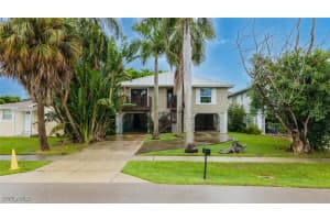 1031 Ridge Street, Naples, FL 34103 Sold 05/23/25