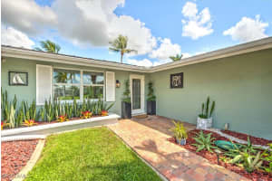 6316 Plumosa Avenue, Fort Myers, FL 33908 Sold 04/08/25