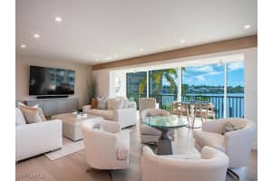 MLS# 224072235, Naples, Florida 34103