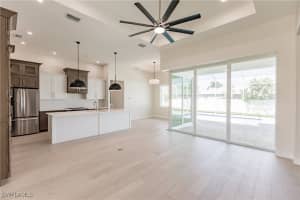 4000 16th Place, Cape Coral, FL 33914 - MLS#224072634