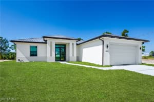 2512 Mabry St S, Alva