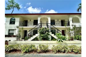 905 Augusta Boulevard, NAPLES, FL 34113 Sold 07/10/25